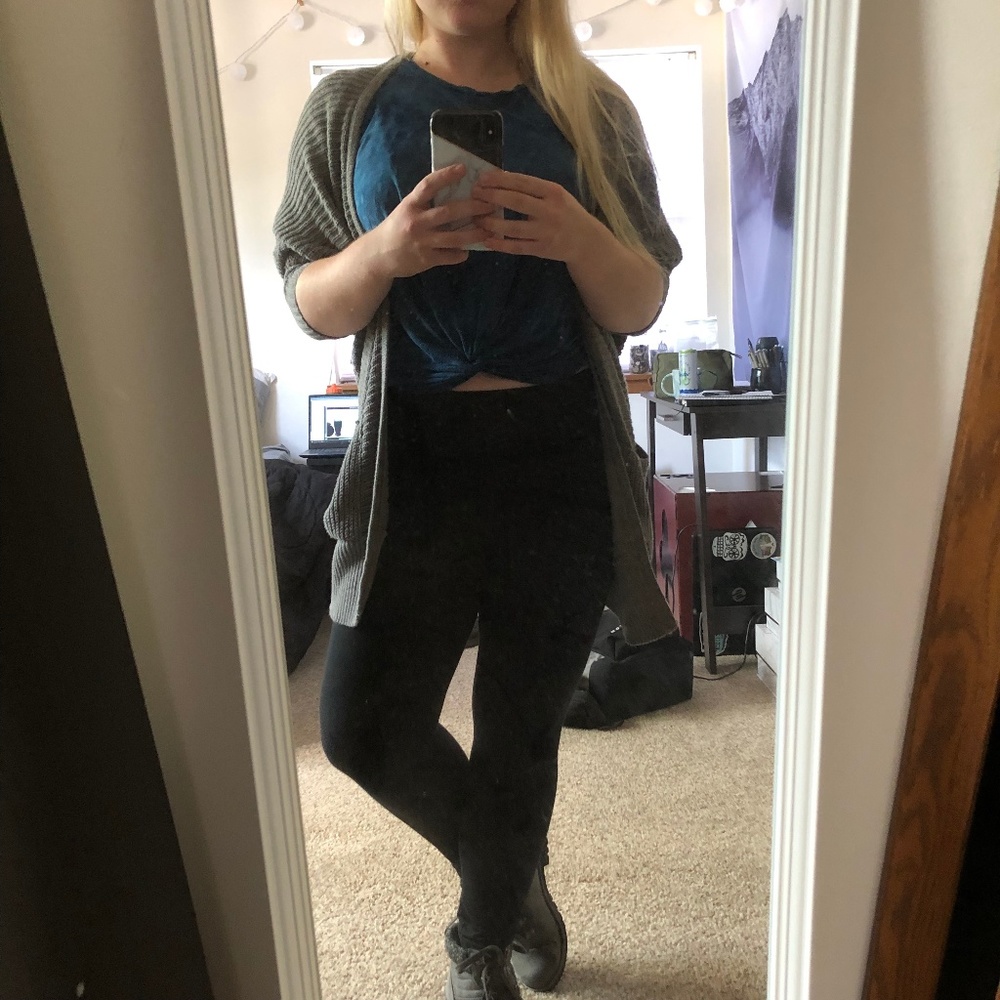 American Eagle Gray Cardigan with Pockets